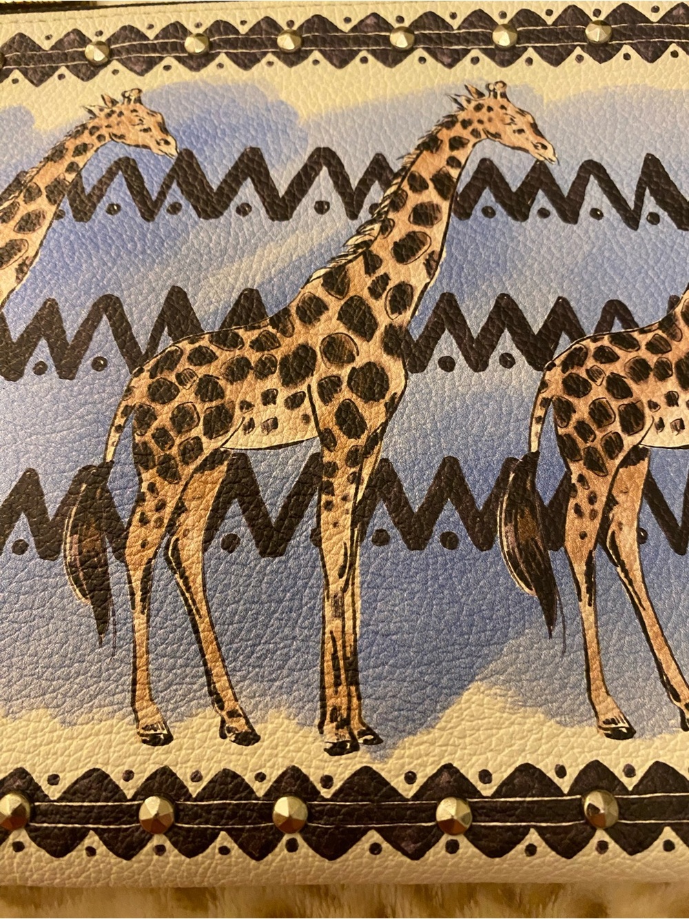 Brighton Africa Stories Gigi Giraffe Purse - Picture 13 of 14
